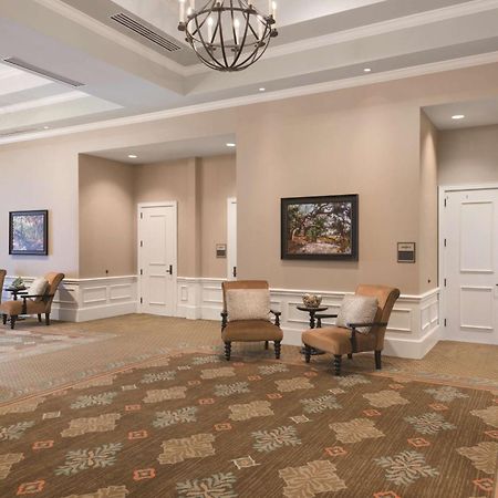 Embassy Suites Savannah Historic District Exterior foto