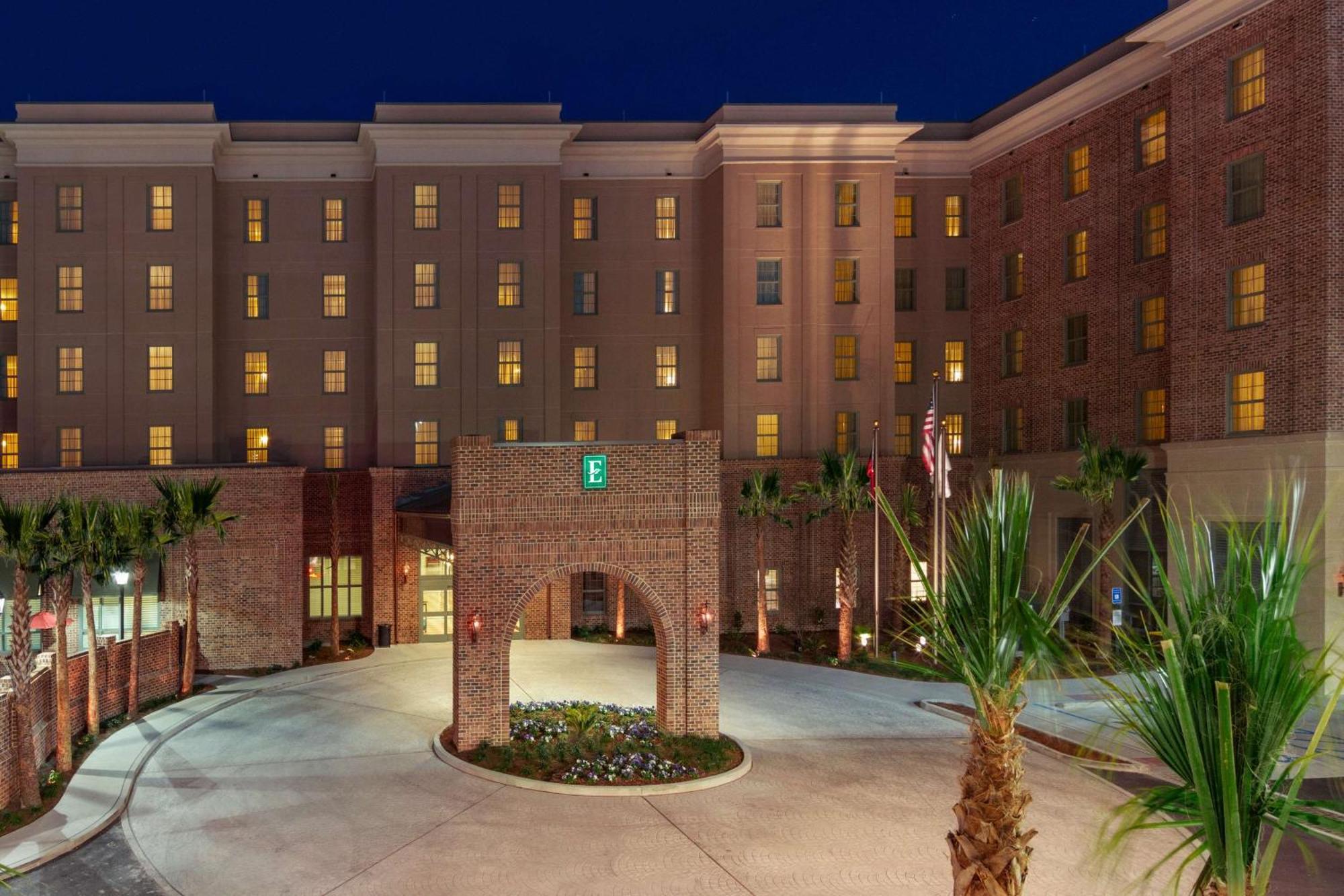 Embassy Suites Savannah Historic District Exterior foto